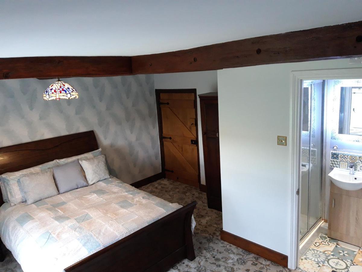 Upper Eyton Farmhouse B&B Alberbury Екстериор снимка