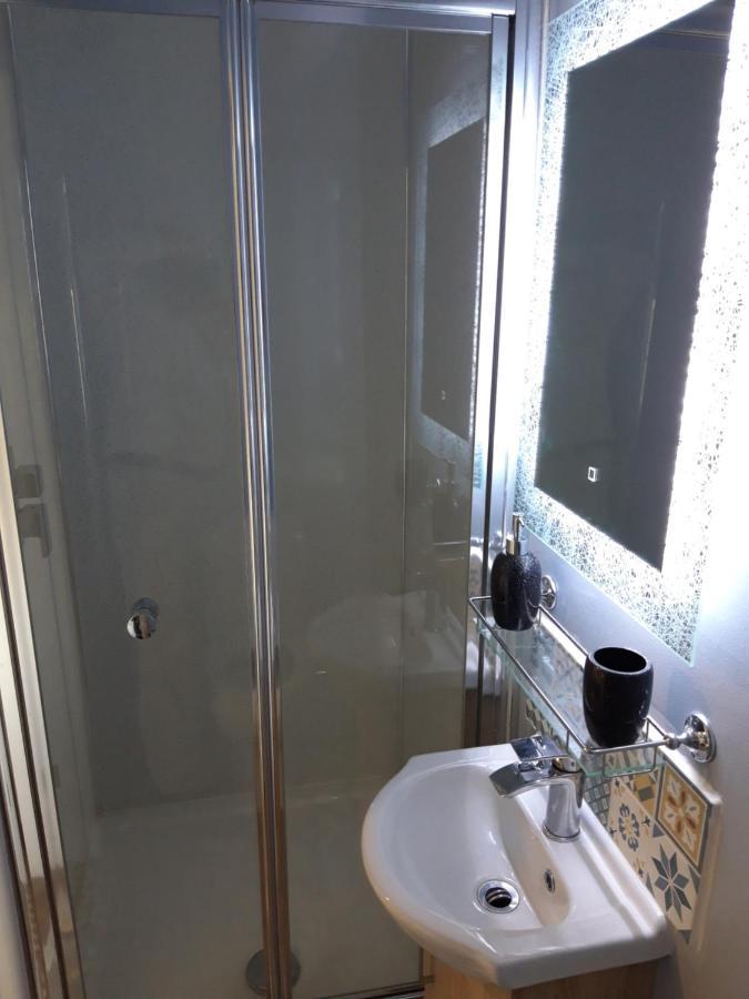 Upper Eyton Farmhouse B&B Alberbury Екстериор снимка