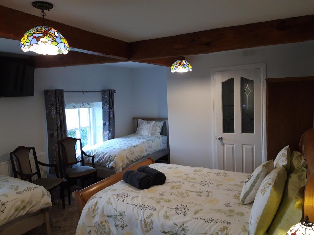 Upper Eyton Farmhouse B&B Alberbury Екстериор снимка